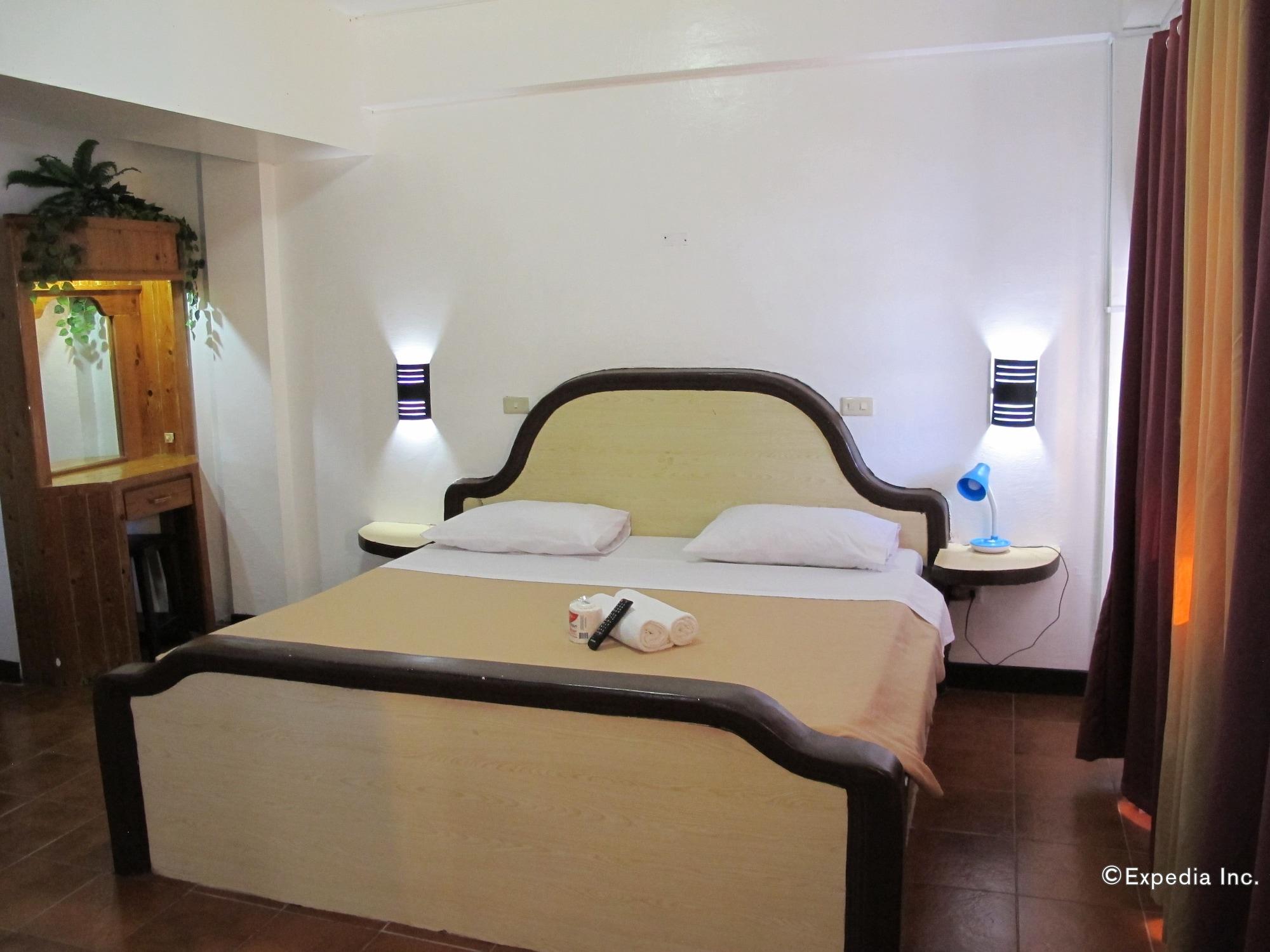 Seashore Beach Resort Puerto Galera Exterior foto