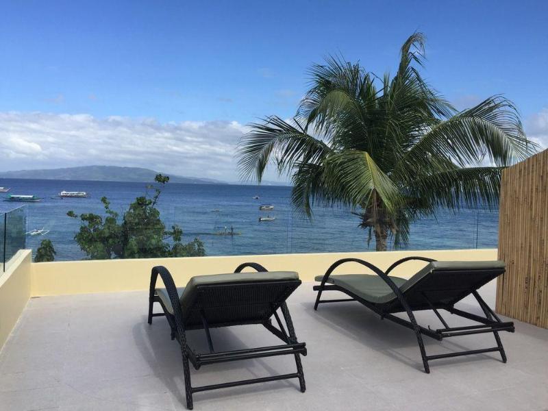 Seashore Beach Resort Puerto Galera Exterior foto