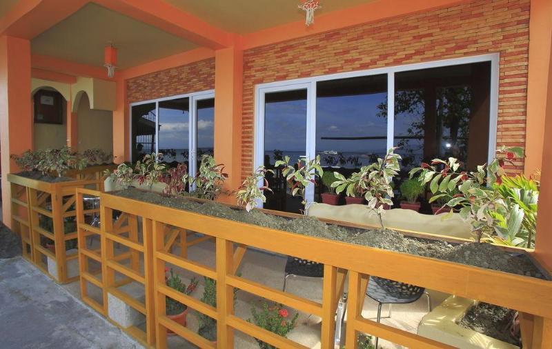 Seashore Beach Resort Puerto Galera Exterior foto