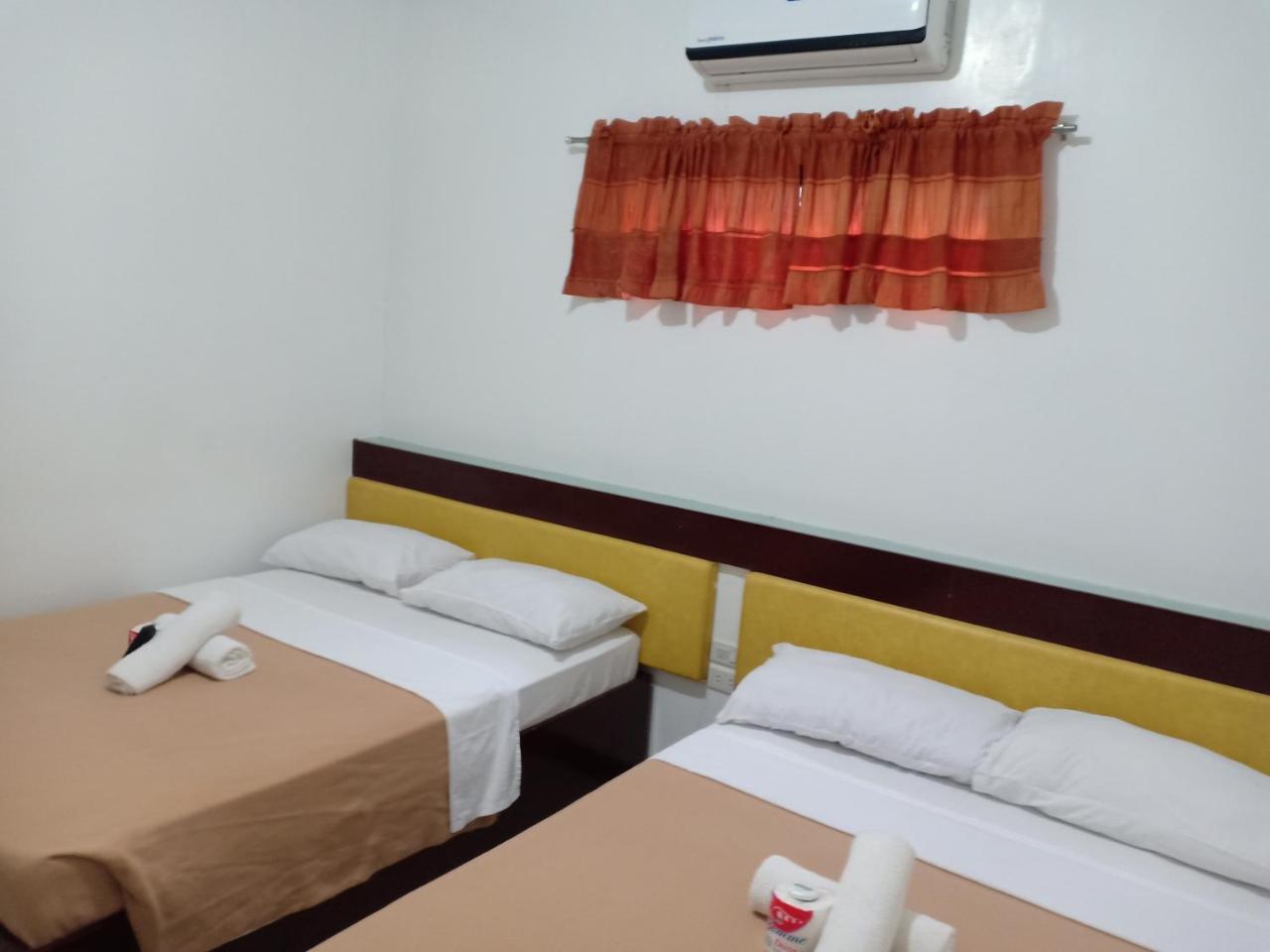 Seashore Beach Resort Puerto Galera Exterior foto